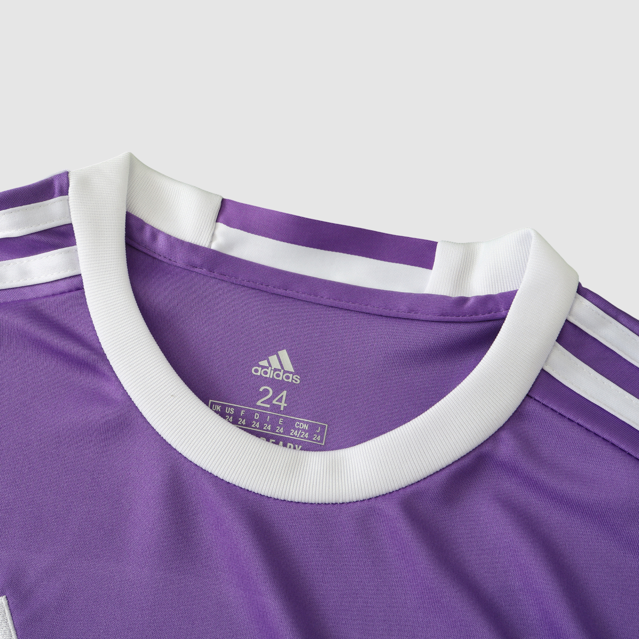 Conjunto Infantil Retrô Real Madrid II 16/17