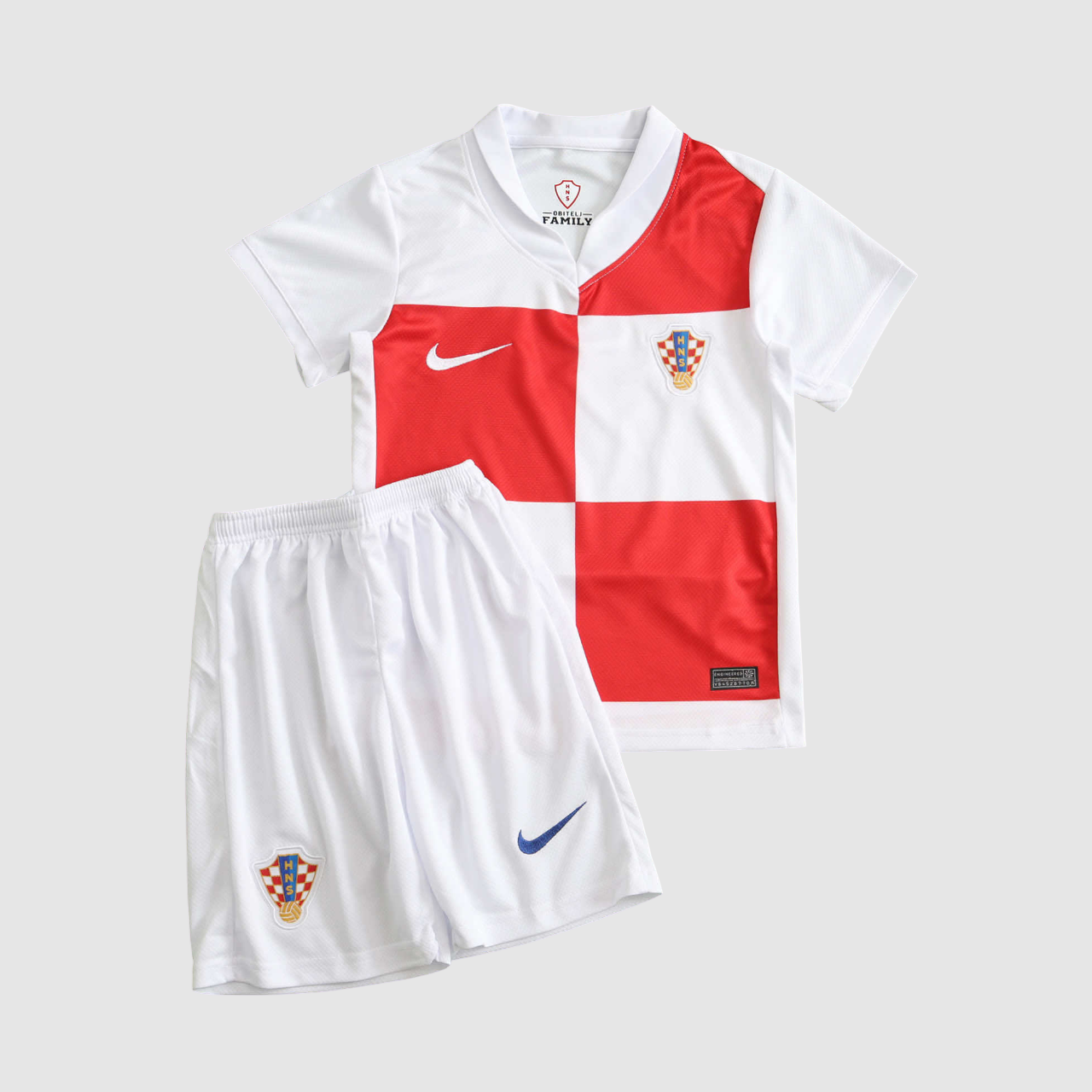 Conjunto Infantil Croacia I 24/25